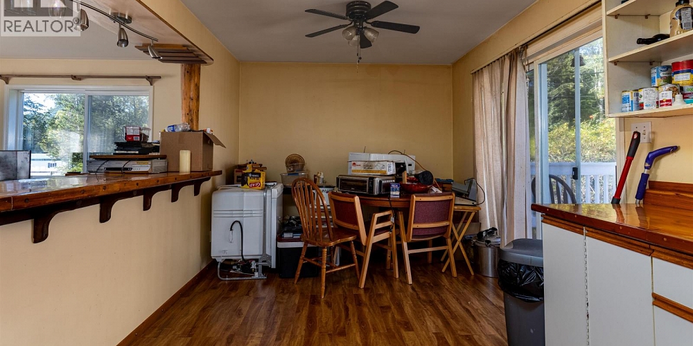 3566 NEWELL AVENUE Terrace Photo 4 3566 NEWELL AVENUE Terrace Photo 4